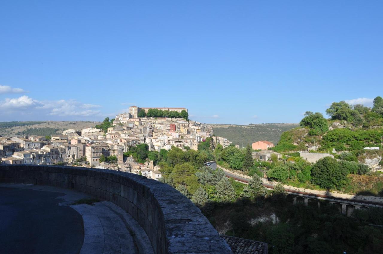 Udammusu34 Villa Ragusa Kültér fotó